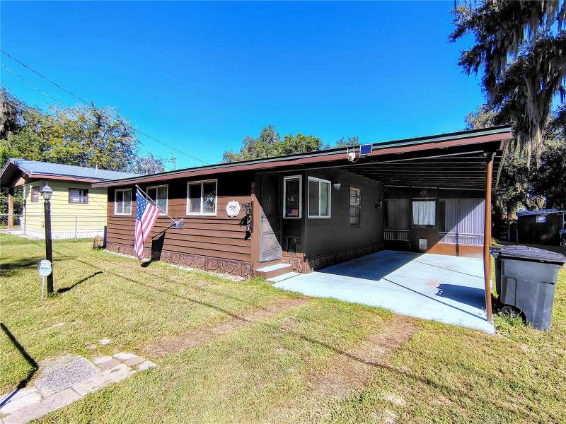 2 bedroom Single Family Residence at 766 CR 485A, Panasoffkee Retreats, Lake Panasoffkee — photo 2