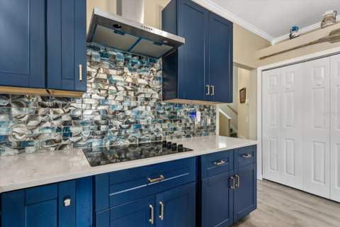 15302 Searobbin Drive, Lakewood Ranch FL - photo 20 of 51