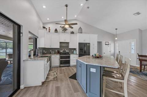 660 Gillespie Street, Englewood FL - photo 11 of 38