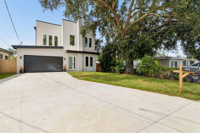4 bedroom Single Family Residence at 1515 E 27th Avenue, Reina Victoria, Tampa — photo 2