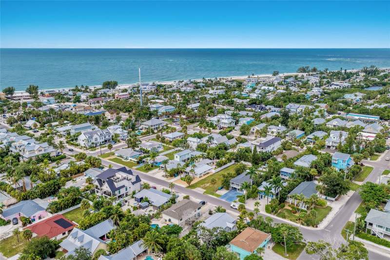 3 bedroom Single Family Residence at 313 Magnolia Avenue, Bimini Bay Colony Club, Anna Maria — photo 5