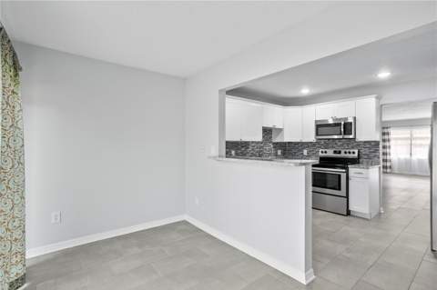 4920 Locust Street #115, St Petersburg FL - photo 11 of 28