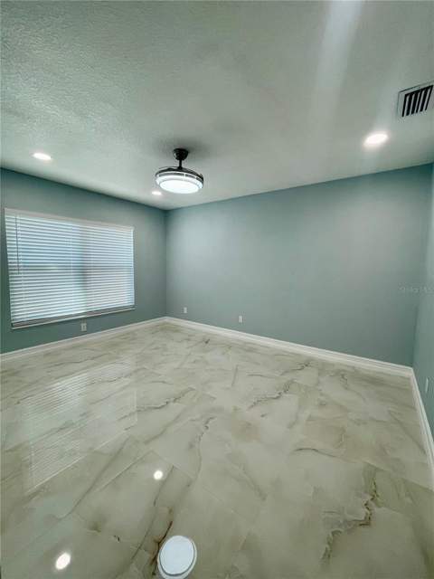 8503 Woodwick Court, Tampa FL - photo 11 of 23