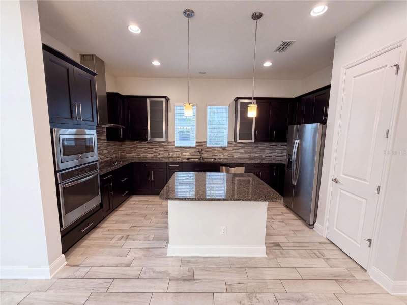 3 bedroom Single Family Residence at 7797 Laureate Boulevard, Laureate Park Ph 2A, Orlando — photo 2
