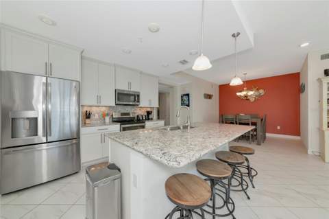 395 Aruba Circle #203, Bradenton FL - photo 10 of 56