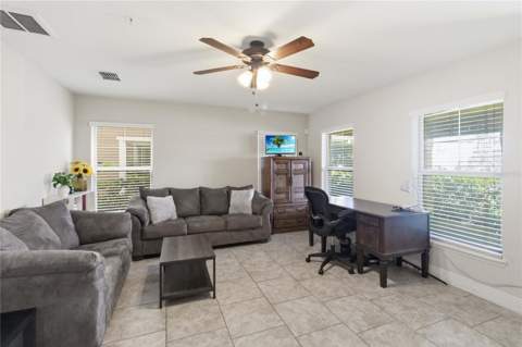 10546 Green Ivy Lane, Orlando FL - photo 11 of 51