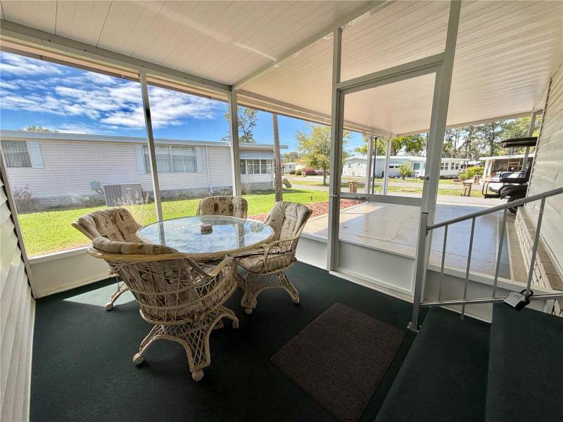 2 bedroom Mobile Home at 325 Palo Verde Drive, Hawthorne At Leesburg A Coop, Leesburg — photo 2