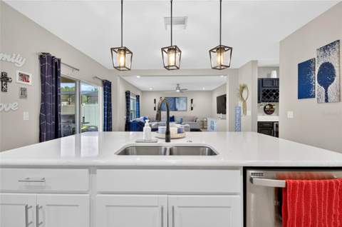 9399 Villanova Drive, Groveland FL - photo 17 of 62