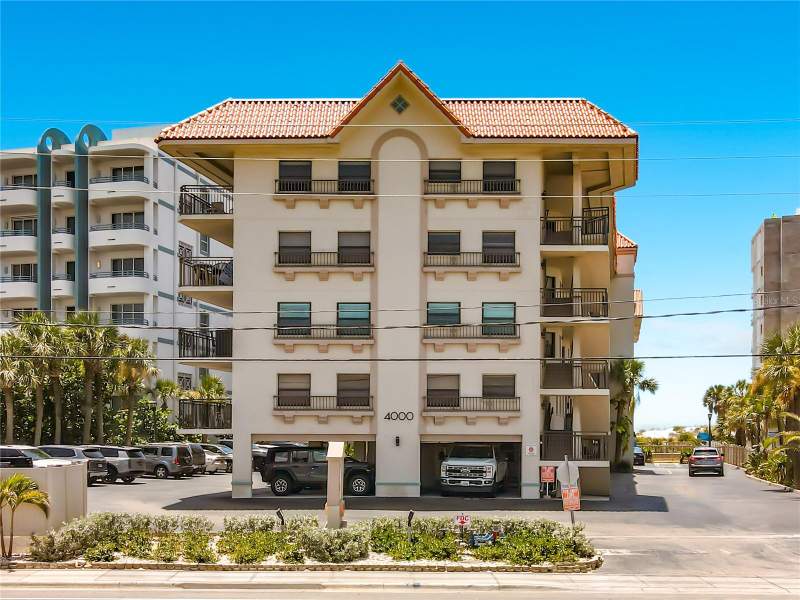 2 bedroom Condo - Hotel at 4000 Gulf Boulevard #203, Vistas On The Gulf Condo, St Pete Beach — photo 2