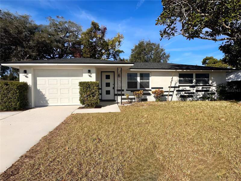 7521 BOUGENVILLE DRIVE home for sale in Jasmine Lakes