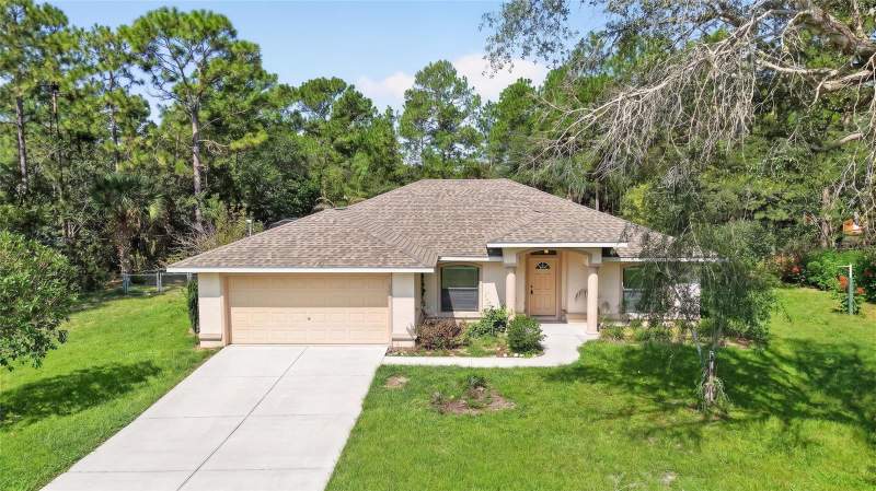 3 bedroom Single Family Residence at 8250 SW 138th Terrace, Rolling Hills Un 01, Dunnellon — photo 2