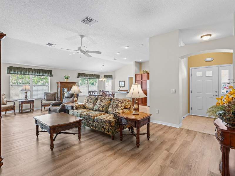 3 bedroom Villa at 1134 Southern Sun Drive, The Villages, The Villages — photo 4