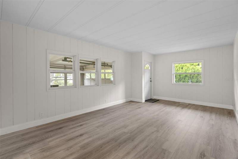 2 bedroom Manufactured Home at 3450 Osage Drive, Tippecanoe Village Unrec, Zephyrhills — photo 4