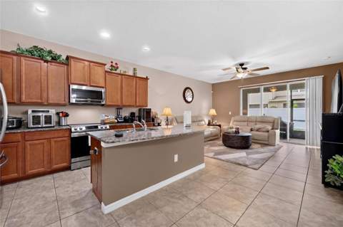 10411 Red Carpet Court, Riverview FL - photo 11 of 60