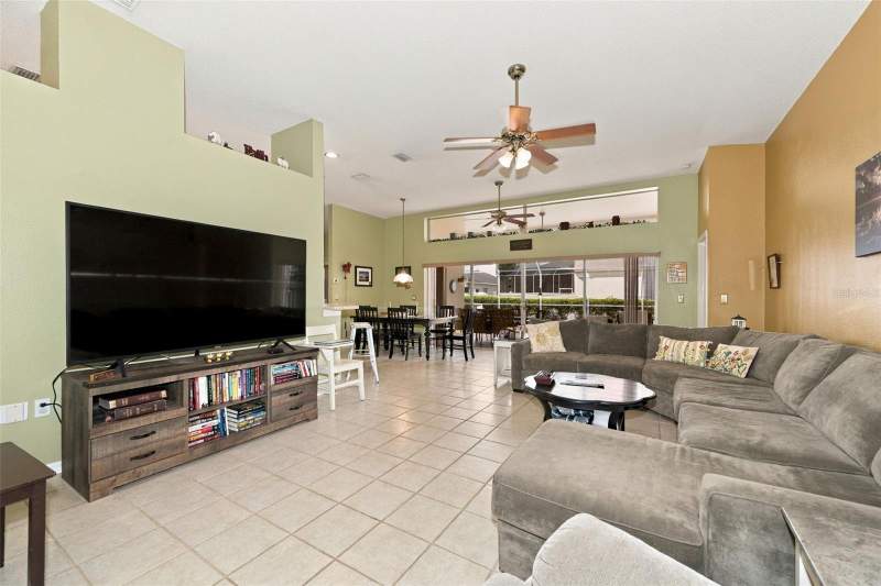 4 bedroom Single Family Residence at 4401 Fort Shaw Drive, Southern Oaks, New Port Richey — photo 4