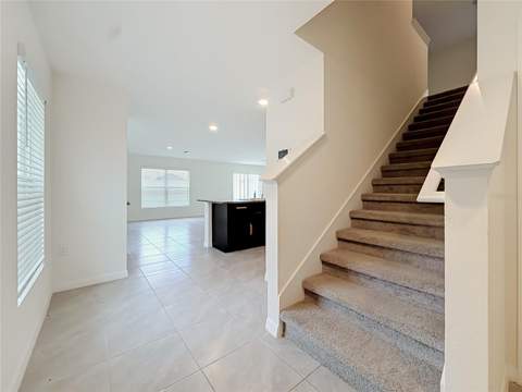 35288 Spruce Knob Court, Dade City FL - photo 6 of 93