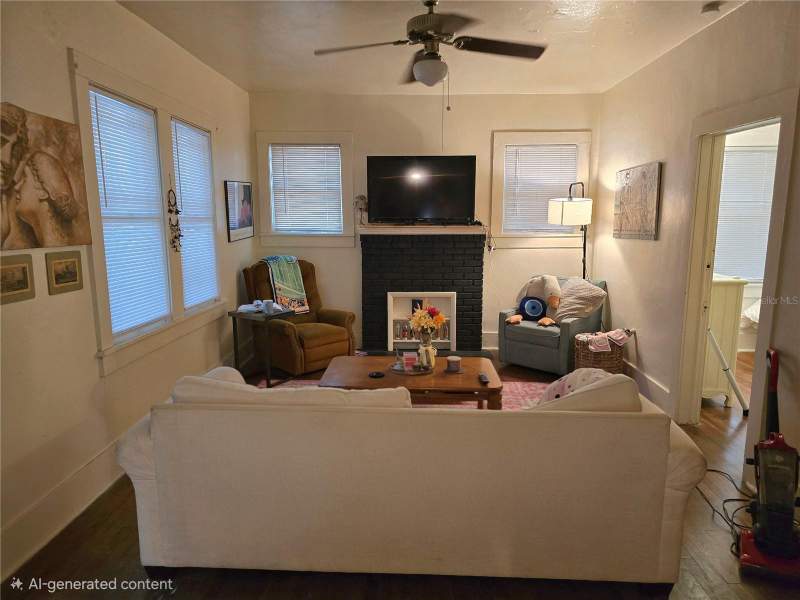 2 bedroom Single Family Residence at 115 NW 20th Drive, Rays, Gainesville — photo 5
