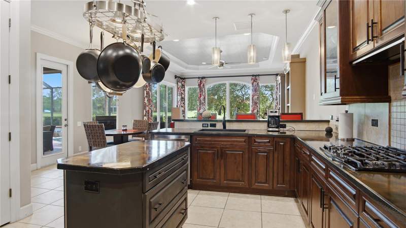 4 bedroom Single Family Residence at 6609 SW 179th Avenue Road, Juliette Falls, Dunnellon — photo 3