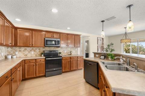 129 Roseling Crossing, Davenport FL - photo 12 of 35