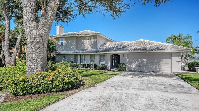 3 bedroom Single Family Residence at 1549 Caribbean Drive, Coral Cove, Sarasota — photo 2