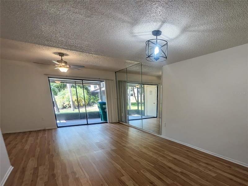 2 bedroom Townhouse at 9209 Seminole Boulevard #67, Townhomes Of Lake Seminole, Seminole — photo 4
