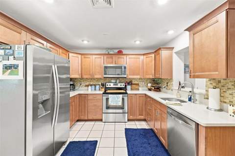 8037 Powder Horn Circle, Largo FL - photo 11 of 42