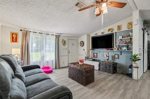 12709 Chihuahua Court, Thonotosassa FL - photo 6 of 6