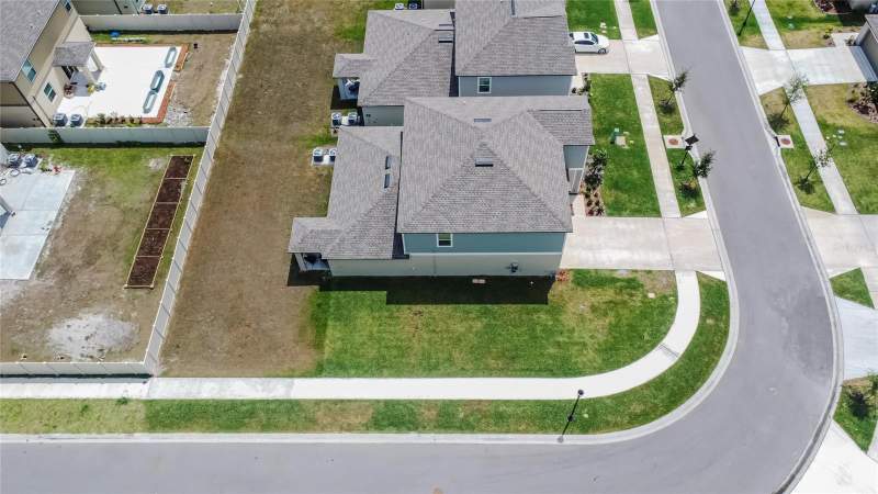 6 bedroom Single Family Residence at 34780 Rainville Loop, Two Rivers Ph B Prcl A1, Zephyrhills — photo 4