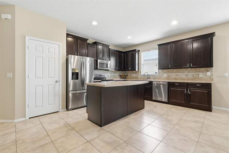 3 bedroom Single Family Residence at 20945 Oldenburg Loop, Sullivan Ranch Sub, Mount Dora — photo 3