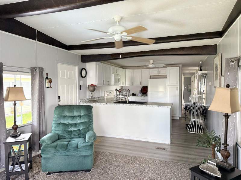 2 bedroom Mobile Home at 34543 Sweetpea Lane, Tippecanoe Village, Zephyrhills — photo 4