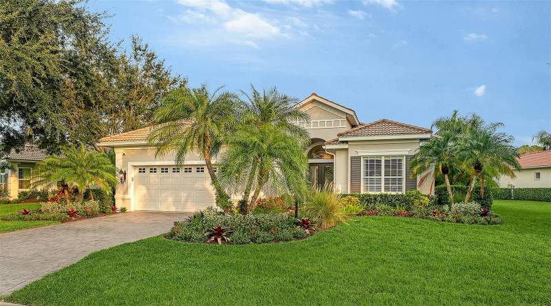 3 bedroom Single Family Residence at 12302 Thornhill Court, Lakewood Ranch Country Club Village Ee 3A-3C, Lakewood Ranch — photo 1
