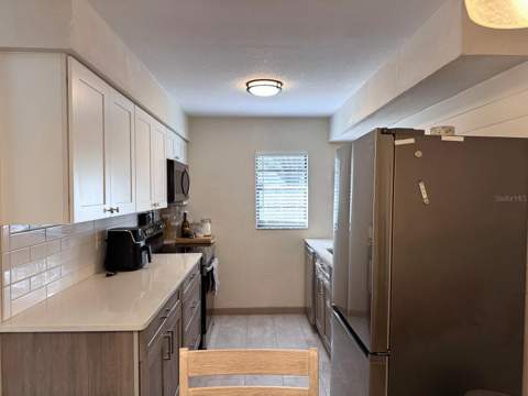 3414 NW 21st Drive #E4, Gainesville FL - photo 7 of 20