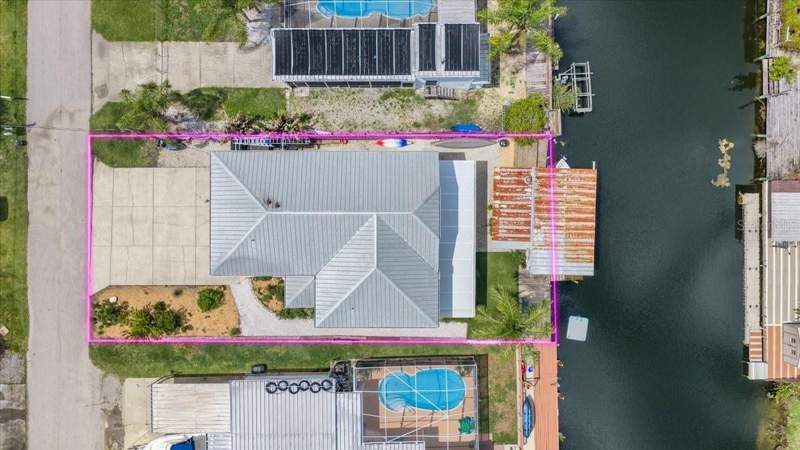 3 bedroom Single Family Residence at 7264 Aberdeen Court, Weeki Wachee Gardens, Weeki Wachee — photo 5