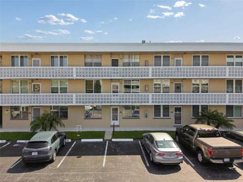 5095 Bay Street #110, St Petersburg FL - photo 16 of 34
