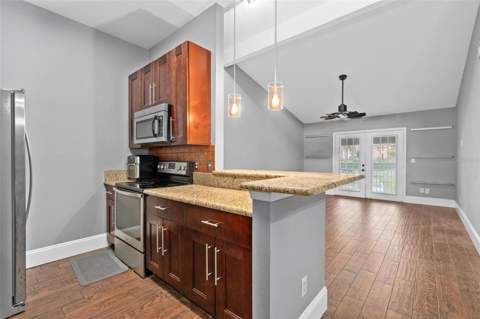 155 N Pearl Lake Causeway #208, Altamonte Springs FL - photo 11 of 29
