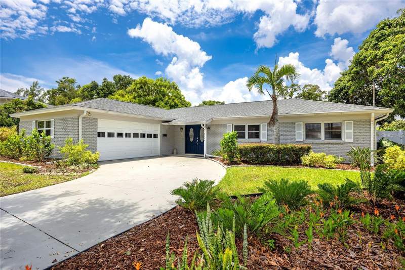 3 bedroom Single Family Residence at 10504 Lacera Drive, Echols Lake Carroll Estates 4T, Tampa — photo 2