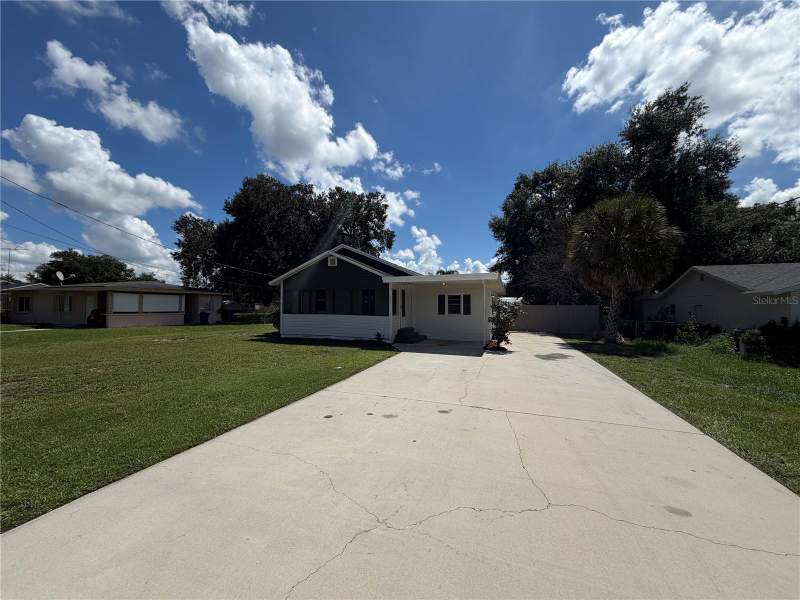 3 bedroom Single Family Residence at 335 E Hoffman Street, Addisons Sub, Lake Alfred — photo 3