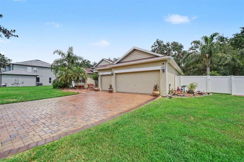 4 bedroom Single Family Residence at 3105 Conrad Ct, Fells Cove Unit 2 Ph 1, Kissimmee — photo 2