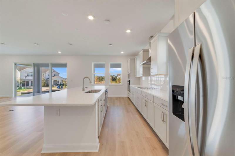 4 bedroom Single Family Residence at 447 VENETO CIRCLE, VINTNER RESERVE, CLERMONT — photo 3