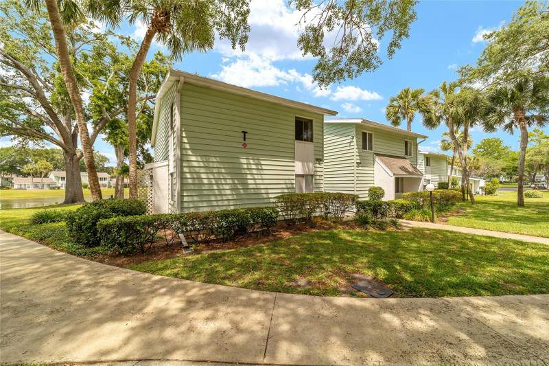 2 bedroom Condominium at 557 Midway Drive #B, Live Oak Village Condominium, Ocala — photo 4