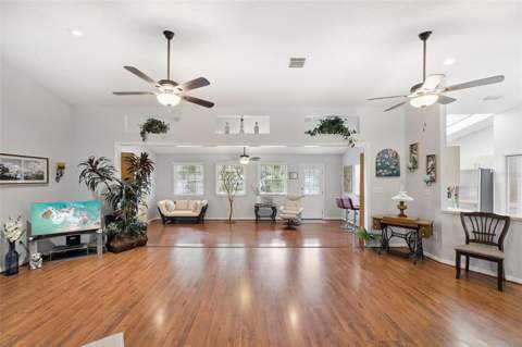 480 Lake Forest Circle, Mount Dora FL - photo 6 of 44