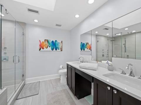 2352 Harbour Oaks Drive, Longboat Key FL - photo 19 of 59