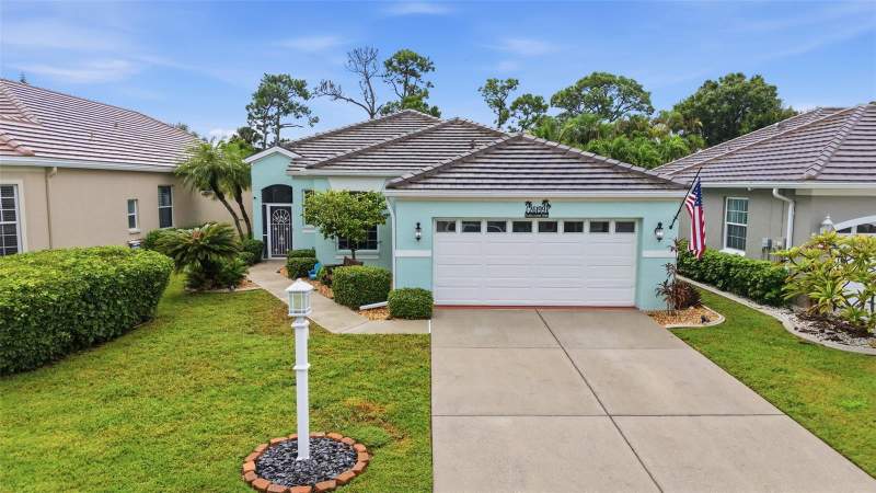26199 FEATHERSOUND DRIVE home for sale in Seminole Lakes