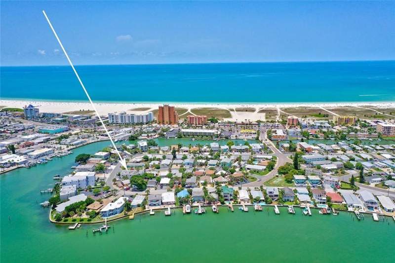 1 bedroom Condominium at 11025 2nd Street #8, Princess Ann Condo, Treasure Island — photo 3