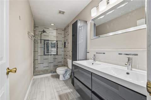 8431 Edgewater Place Boulevard, Tampa FL - photo 19 of 24