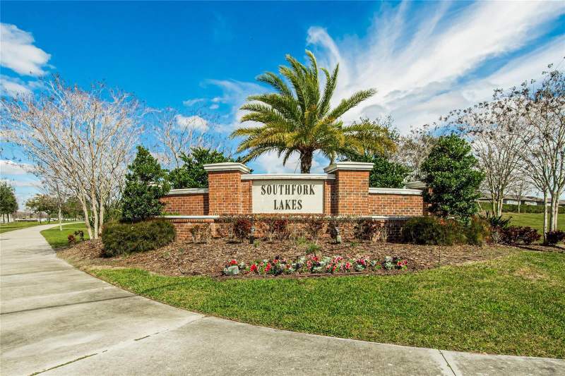 4 bedroom Single Family Residence at 11355 Leland Groves Drive, Carlton Lakes Ph 1A 1B-1 An, Riverview — photo 2