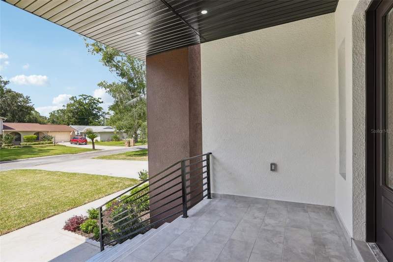 4 bedroom Single Family Residence at 806 Lamont Place, Temple Terrace Riverside Subdi, Temple Terrace — photo 5