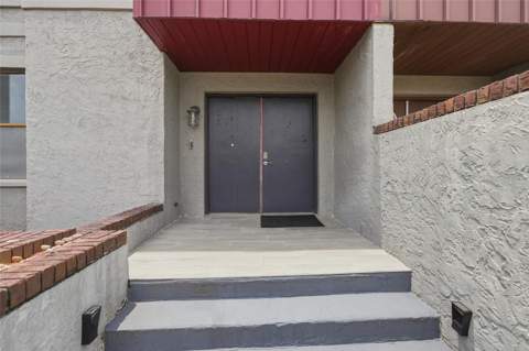 170 E Davis Boulevard, Tampa FL - photo 6 of 40