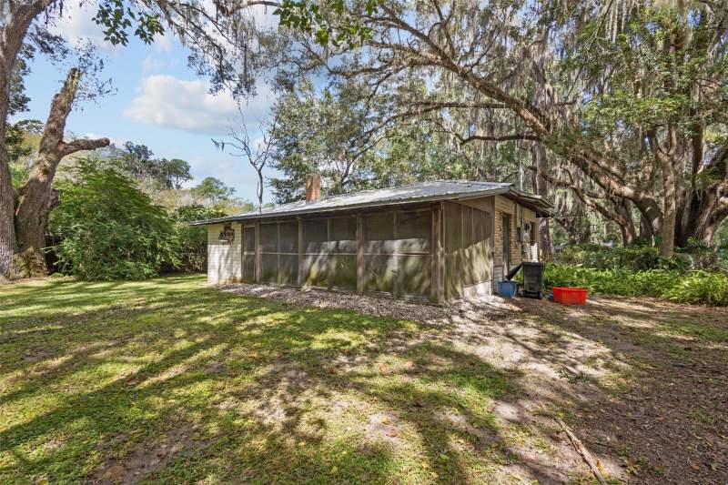 2 bedroom Single Family Residence at 2703 NW 2nd Avenue, Hibiscus Park, Gainesville — photo 5