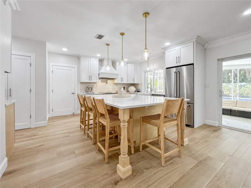3 bedroom Single Family Residence at 5853 Leeland Street, Bayway Isles, St Petersburg — photo 5